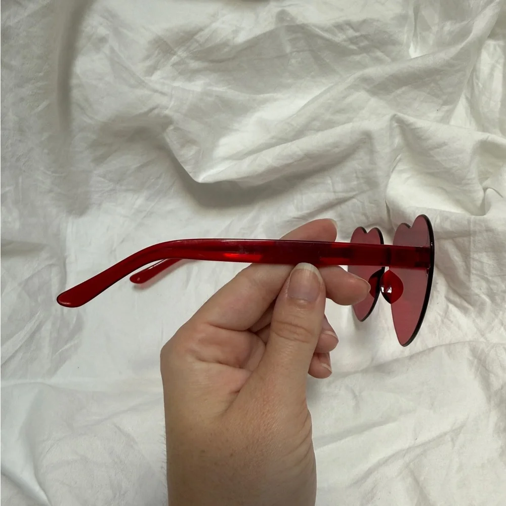 Women's Red Heart Shaped Glasses. One size.